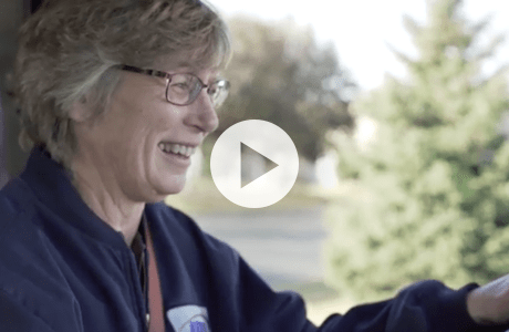 Ouvrez la fenêtre du lecteur vidéo Decades of Dedication.